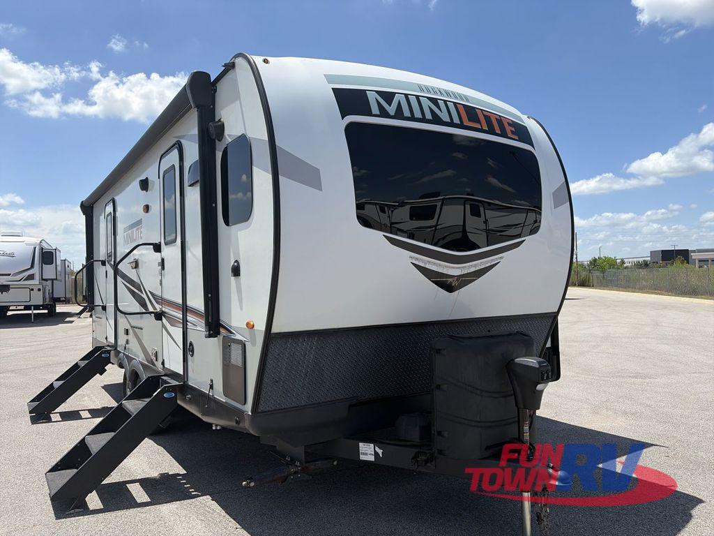 2022 Forest River Rv Rockwood Mini Lite 2516S in waller TX