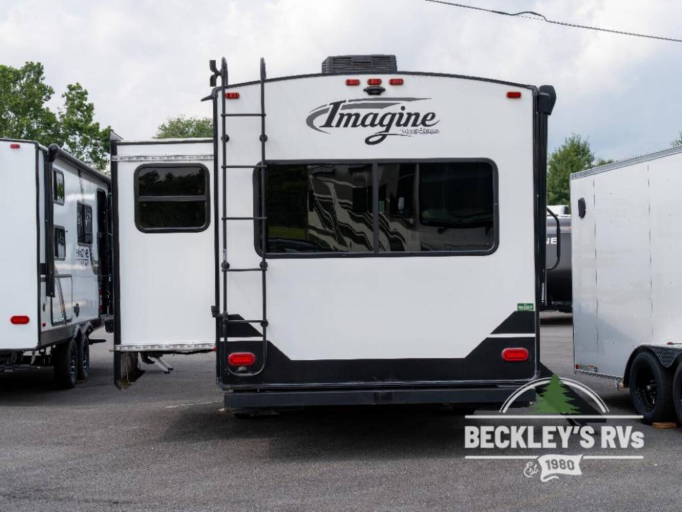 A photo of this 2021 Grand Design Imagine 2500RL