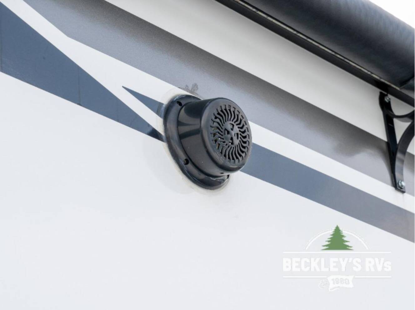 A photo of this 2021 Grand Design Imagine 2500RL