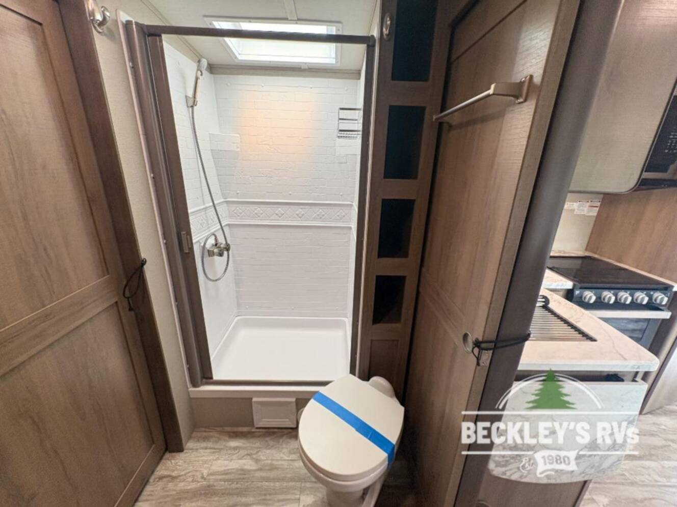A photo of this 2021 Grand Design Imagine 2500RL