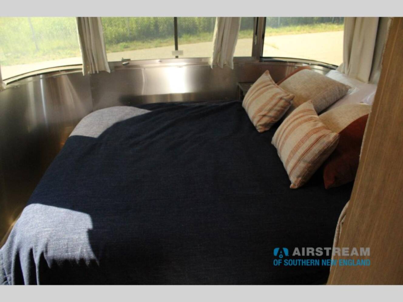 A photo of this 2026 Airstream Trade Wind 25FBQ