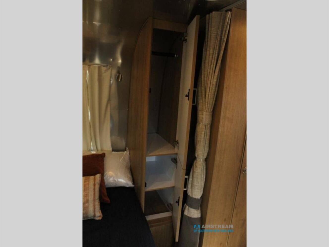 A photo of this 2026 Airstream Trade Wind 25FBQ