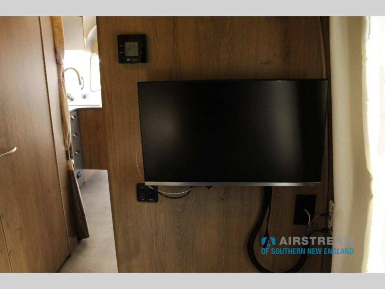 A photo of this 2026 Airstream Trade Wind 25FBQ