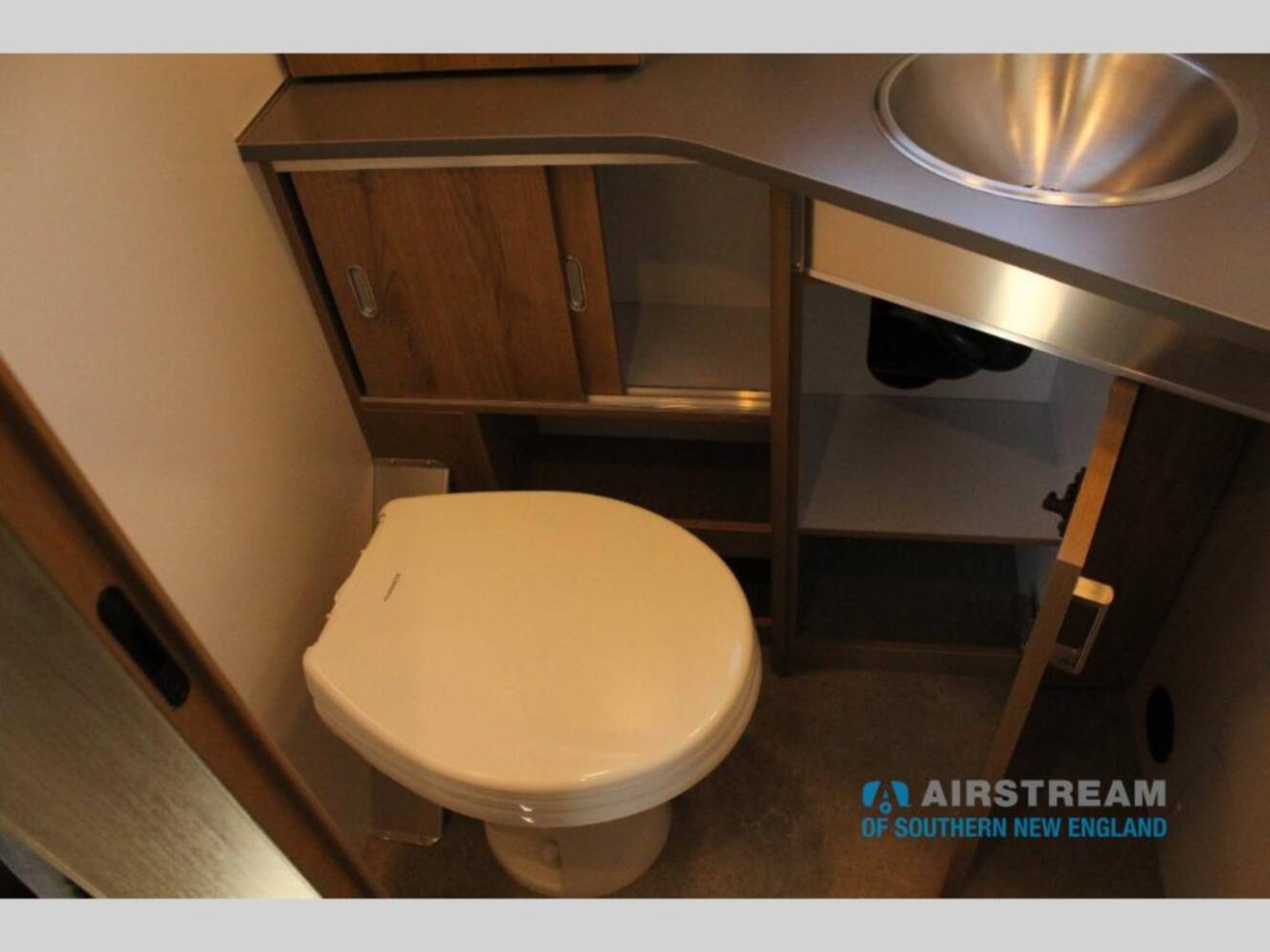 A photo of this 2026 Airstream Trade Wind 25FBQ