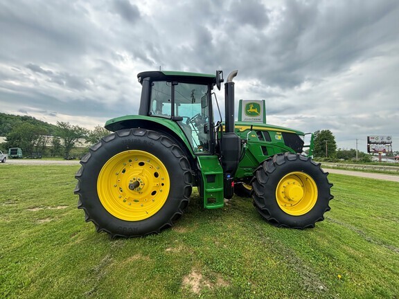 2026 John Deere 6R 155 in New Philadelphia, OH