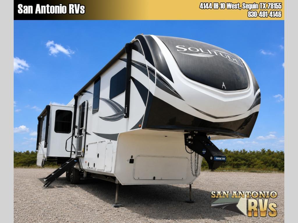 2023 Grand Design Solitude 378MBS in seguin TX