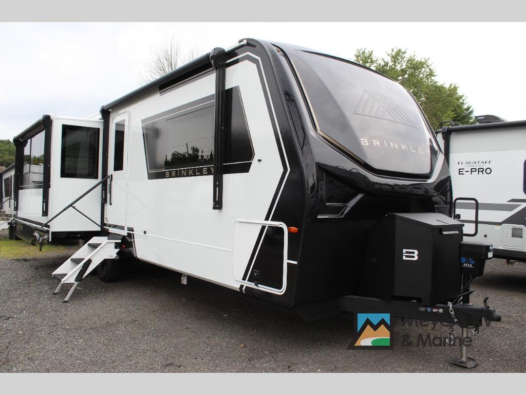 2027 Brinkley Model Z Air 297 in branchville NJ
