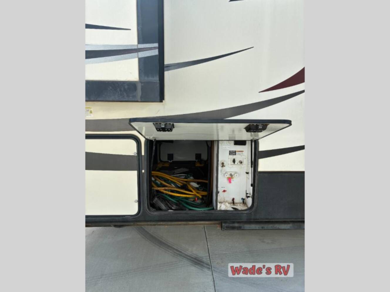 A photo of this 2015 Keystone Rv Alpine 3900RE