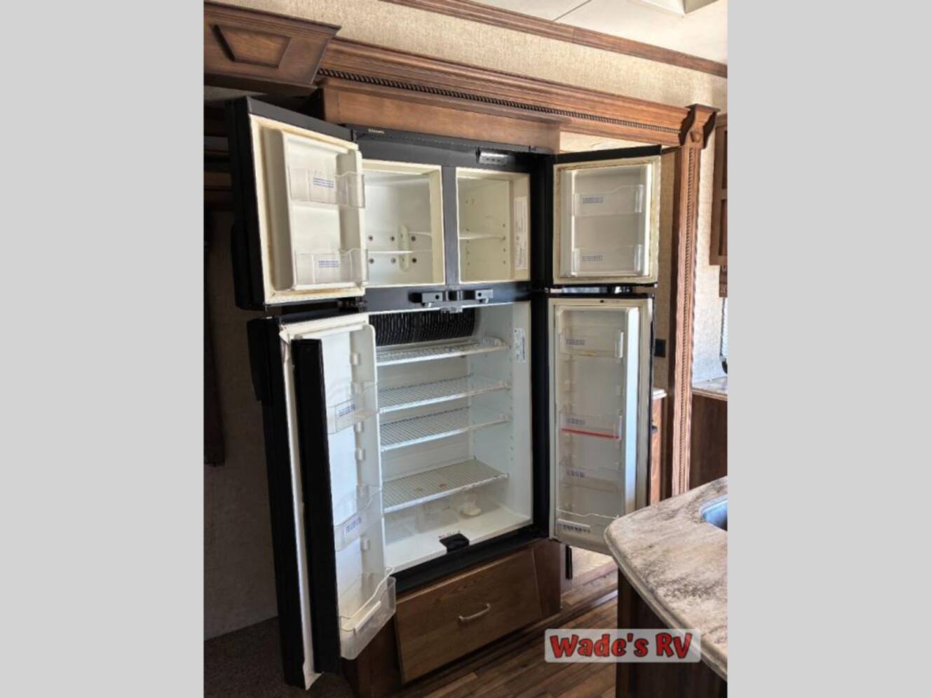 A photo of this 2015 Keystone Rv Alpine 3900RE