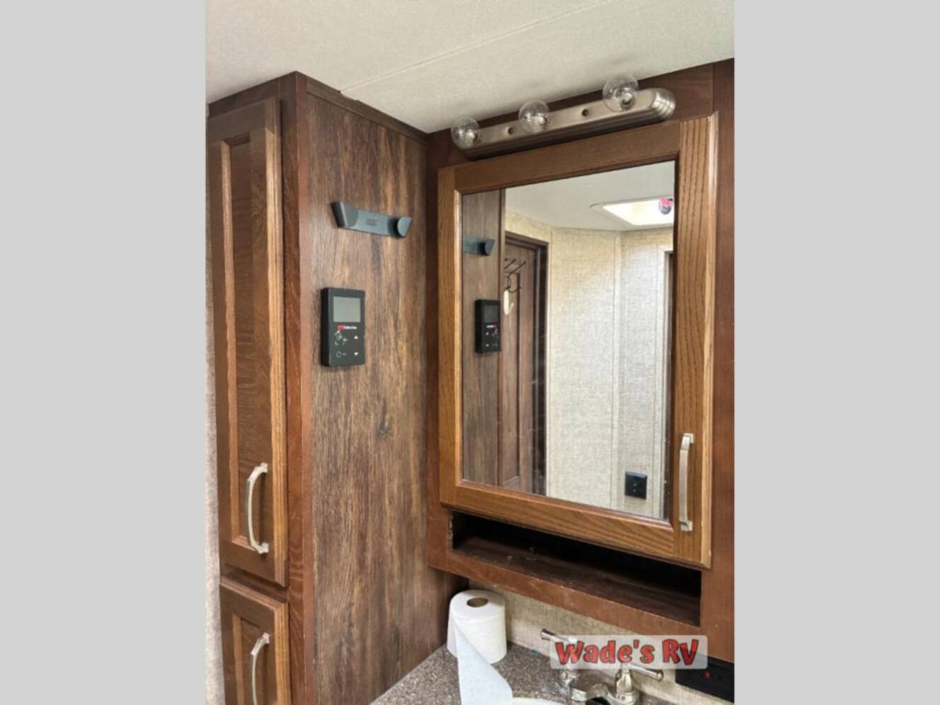 A photo of this 2015 Keystone Rv Alpine 3900RE