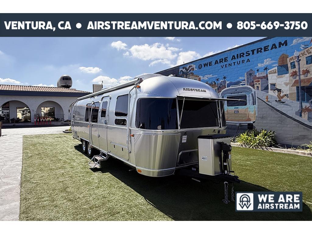 2027 Airstream Flying Cloud 30FB Bunk RV