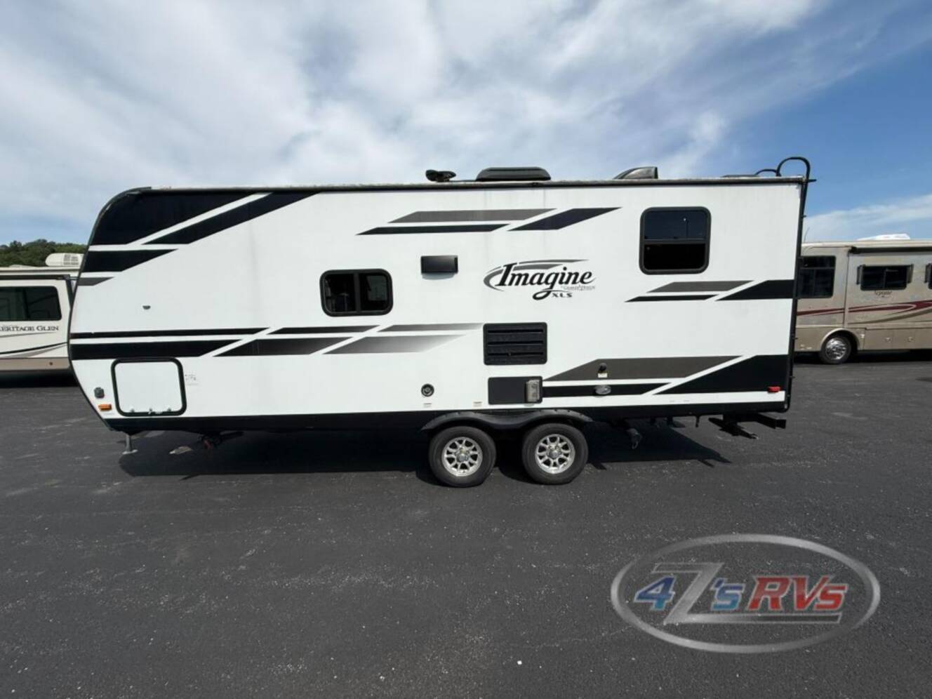 A photo of this 2019 Grand Design Imagine XLS 21BHE