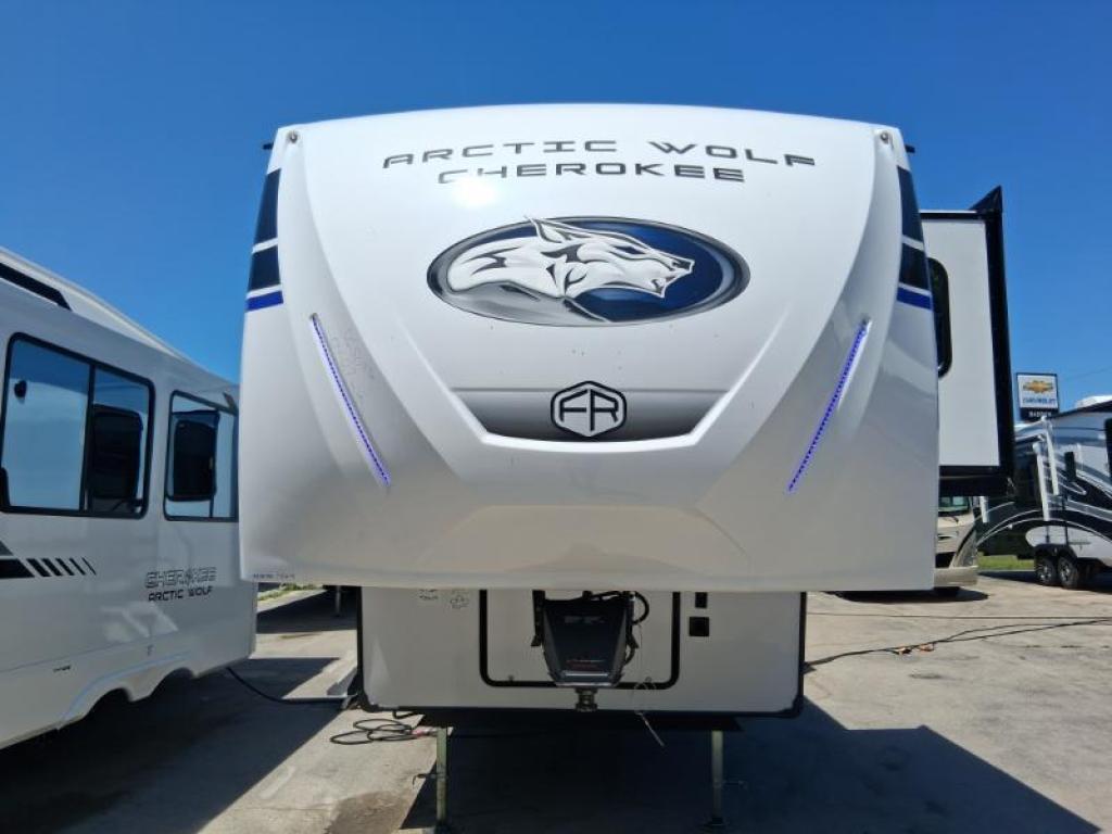 2027 Forest River Rv Cherokee Arctic Wolf 37LOFT in sterling heights MI