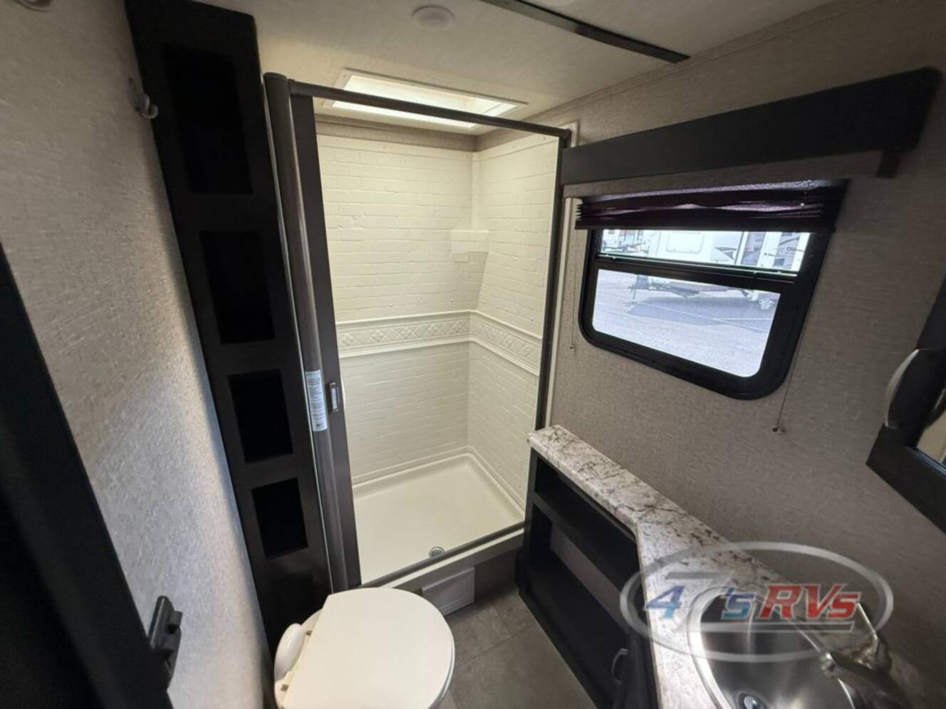 A photo of this 2019 Grand Design Imagine XLS 21BHE