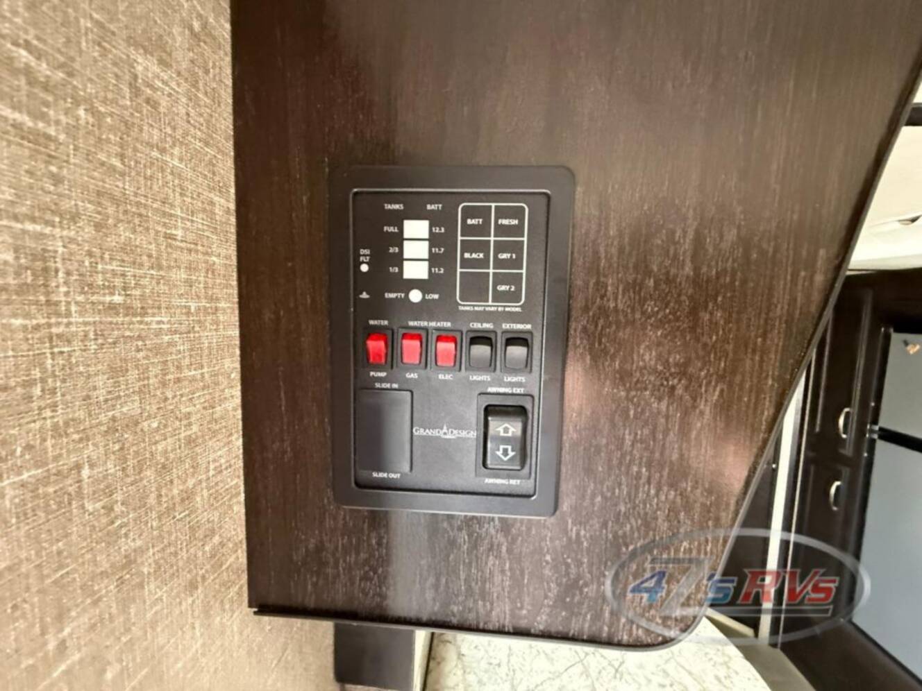 A photo of this 2019 Grand Design Imagine XLS 21BHE
