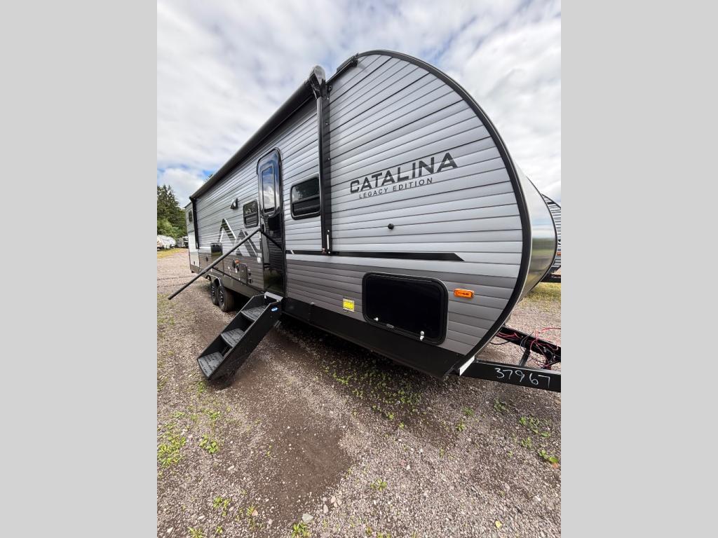 2027 Coachmen Rv Catalina Legacy Edition 323BHDSCK in dallas PA