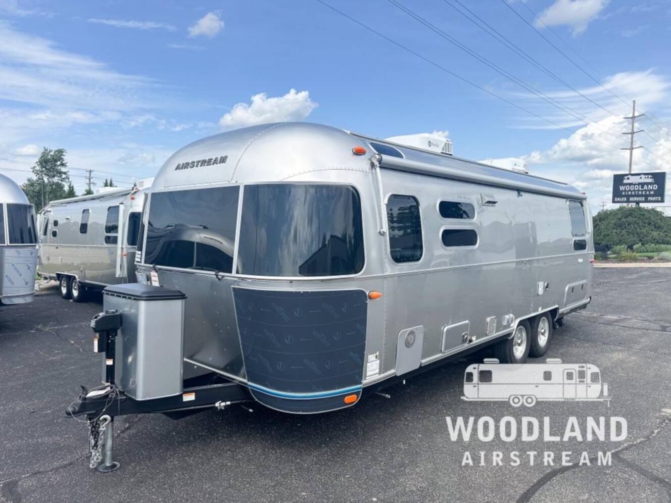A photo of this 2027 Airstream International 28RB Twin