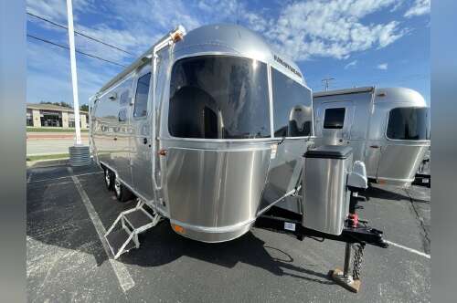 2018 Airstream International Serenity 23CB in hales corners WI