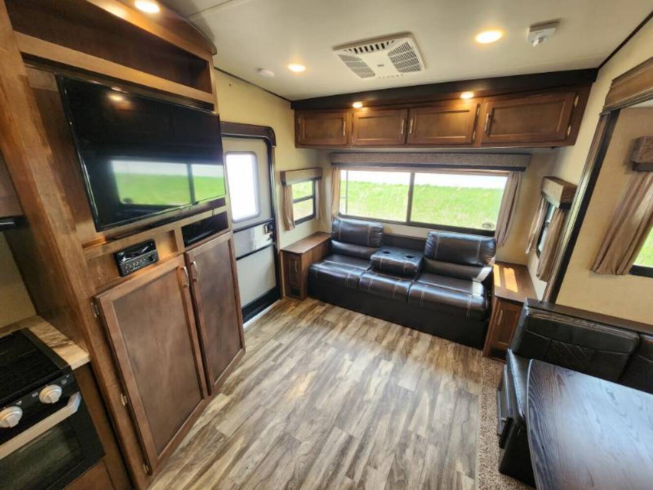 A photo of this 2019 Grand Design Reflection 150 230RL