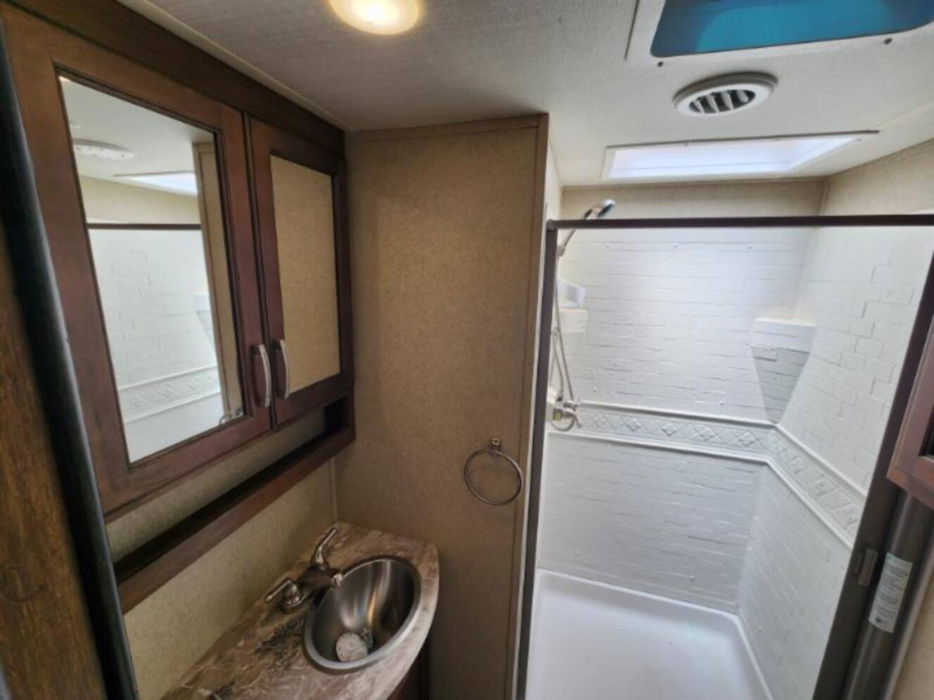 A photo of this 2019 Grand Design Reflection 150 230RL