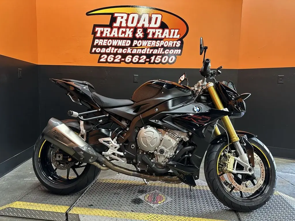 2021 BMW S 1000 R Black Storm Metallic