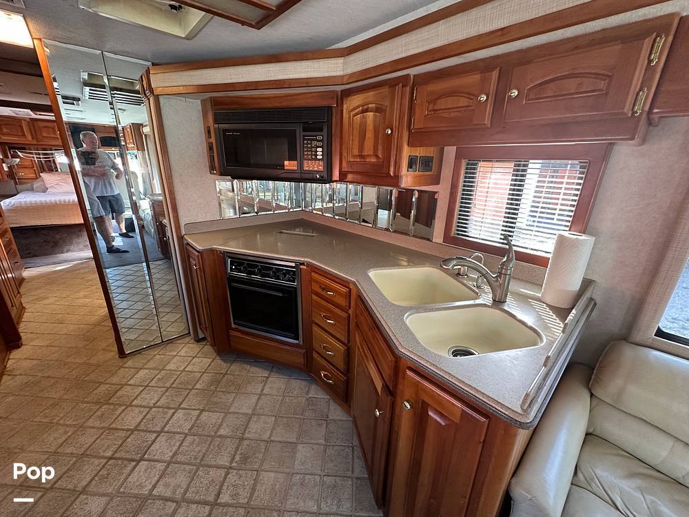 1999 Holiday Rambler Navigator 40WDS 40DWS in eldon MO