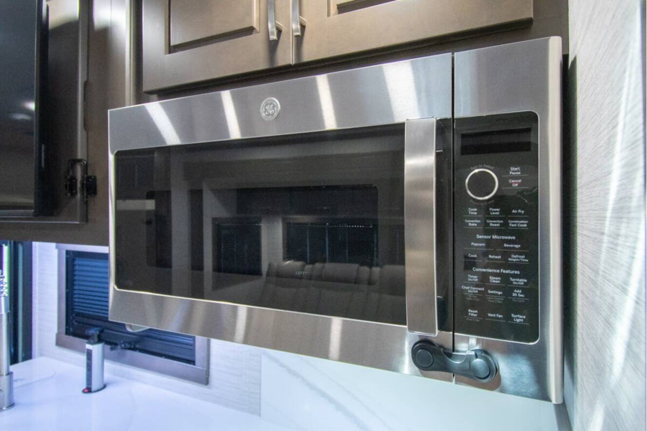 A photo of this 2027 Dynamax Corp DX3 34KD