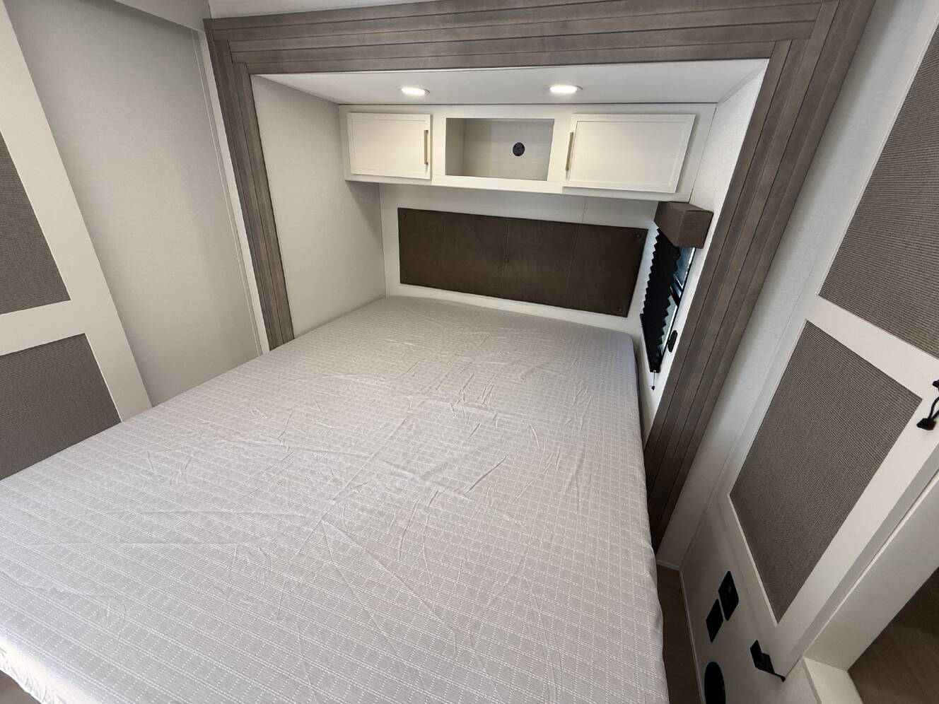 A photo of this 2027 Grand Design Transcend 335BHT