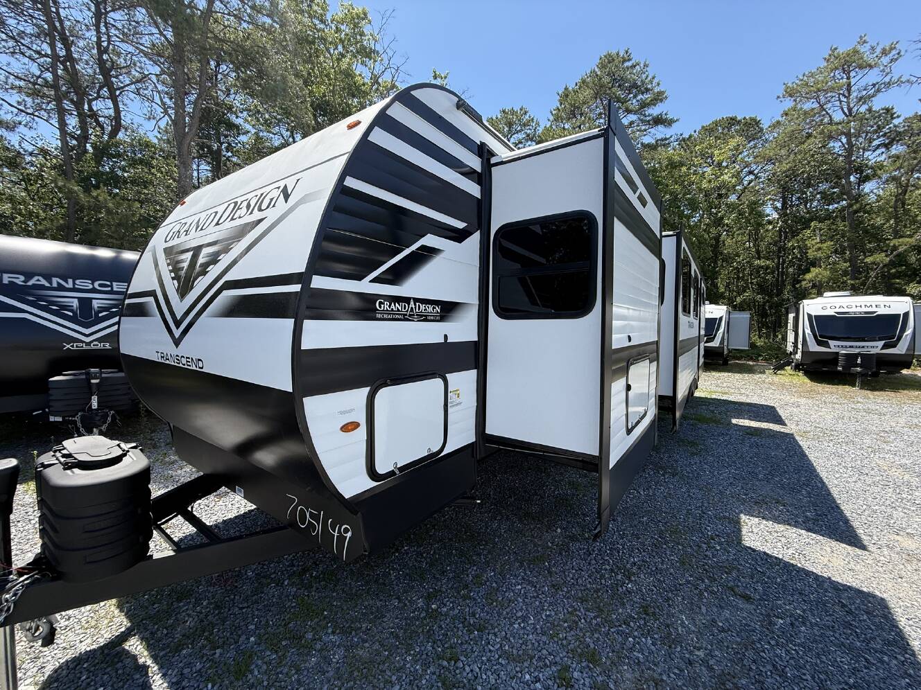 A photo of this 2027 Grand Design Transcend 335BHT