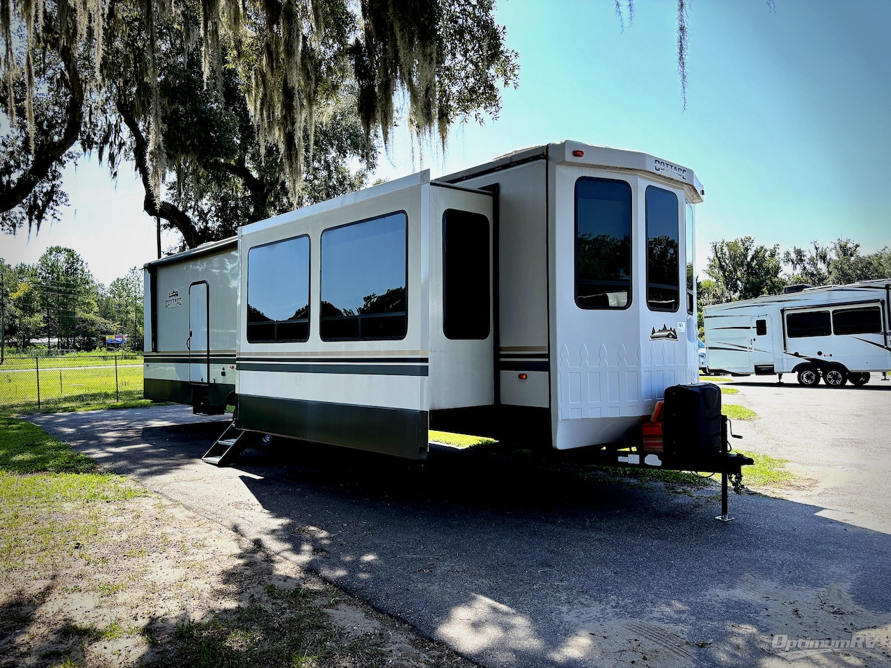 2023 Forest River Cedar Creek Cottage 40CFK2 in ocala FL