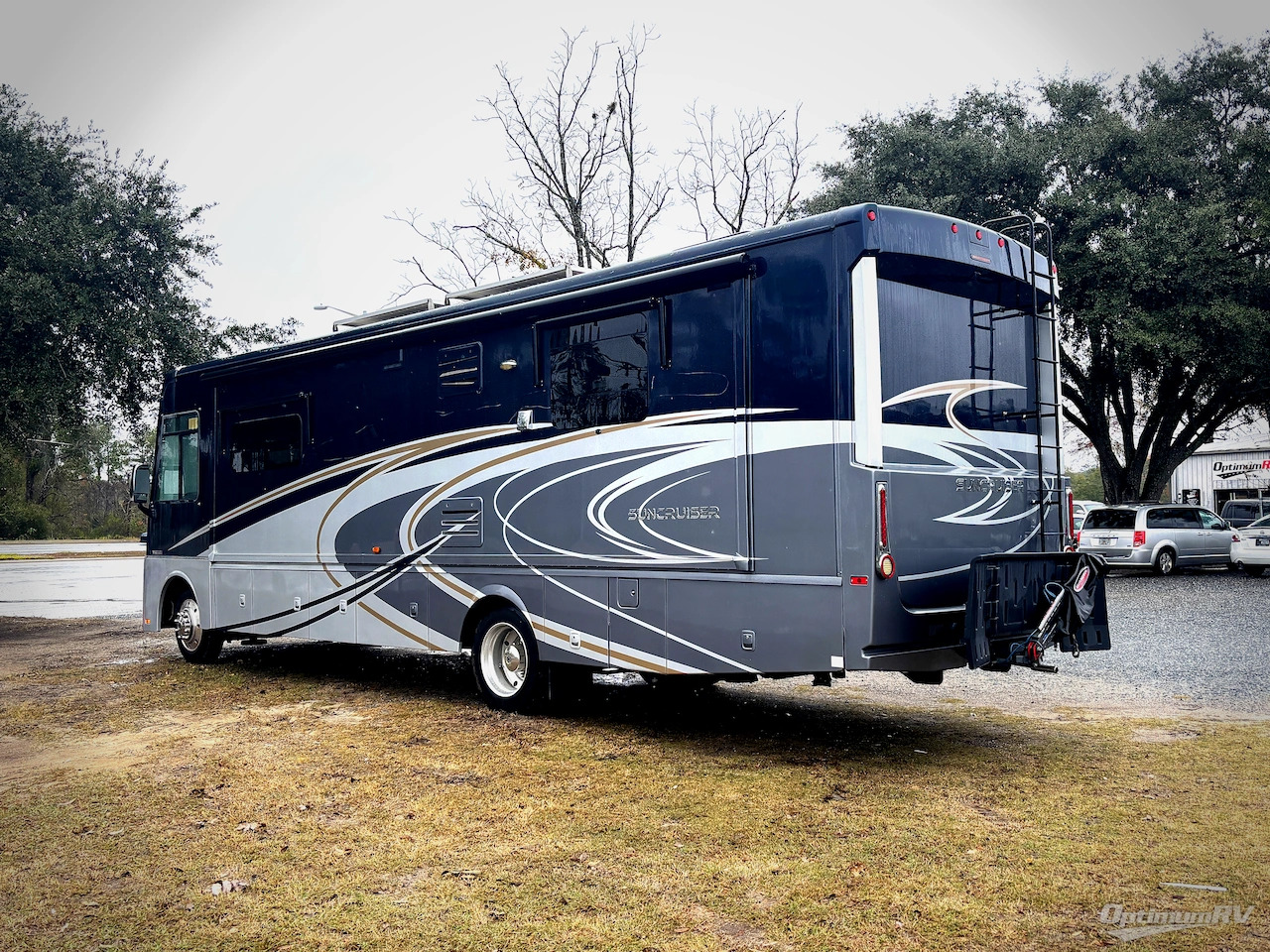 2016 Winnebago Adventurer 35P in tallahassee FL