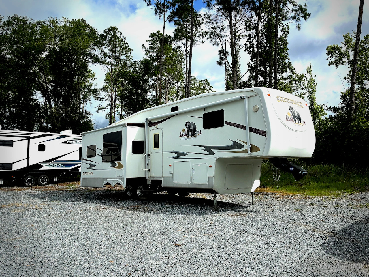 2007 Forest River Cedar Creek Silverback 33 LCDTS in tallahassee FL