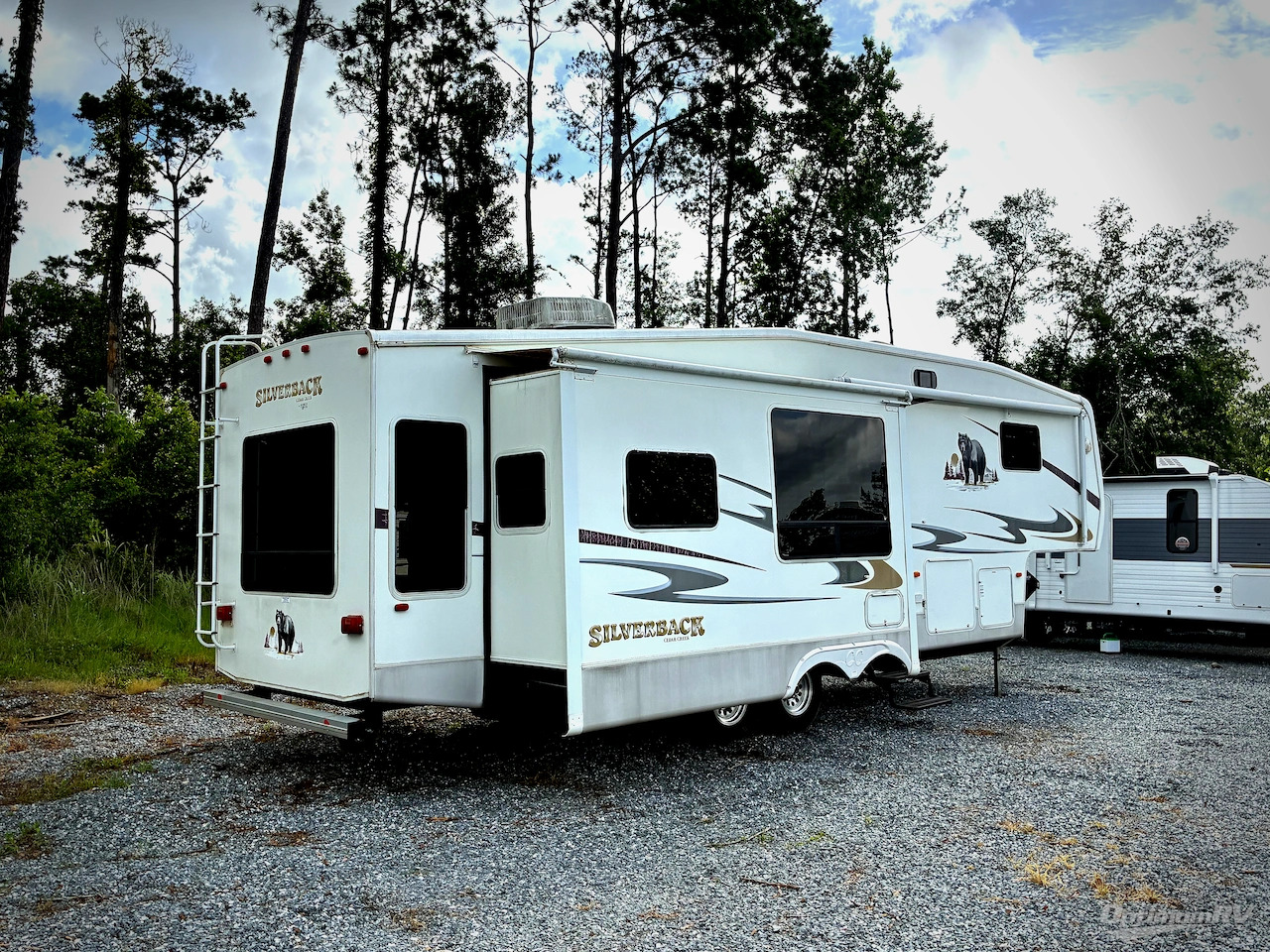 2007 Forest River Cedar Creek Silverback 33 LCDTS in tallahassee FL