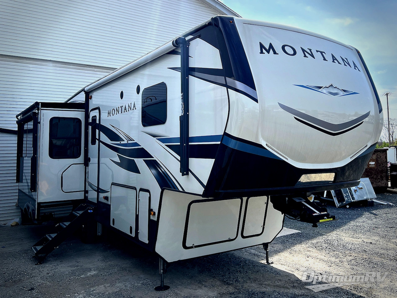 2021 Keystone Montana 3121RL RV