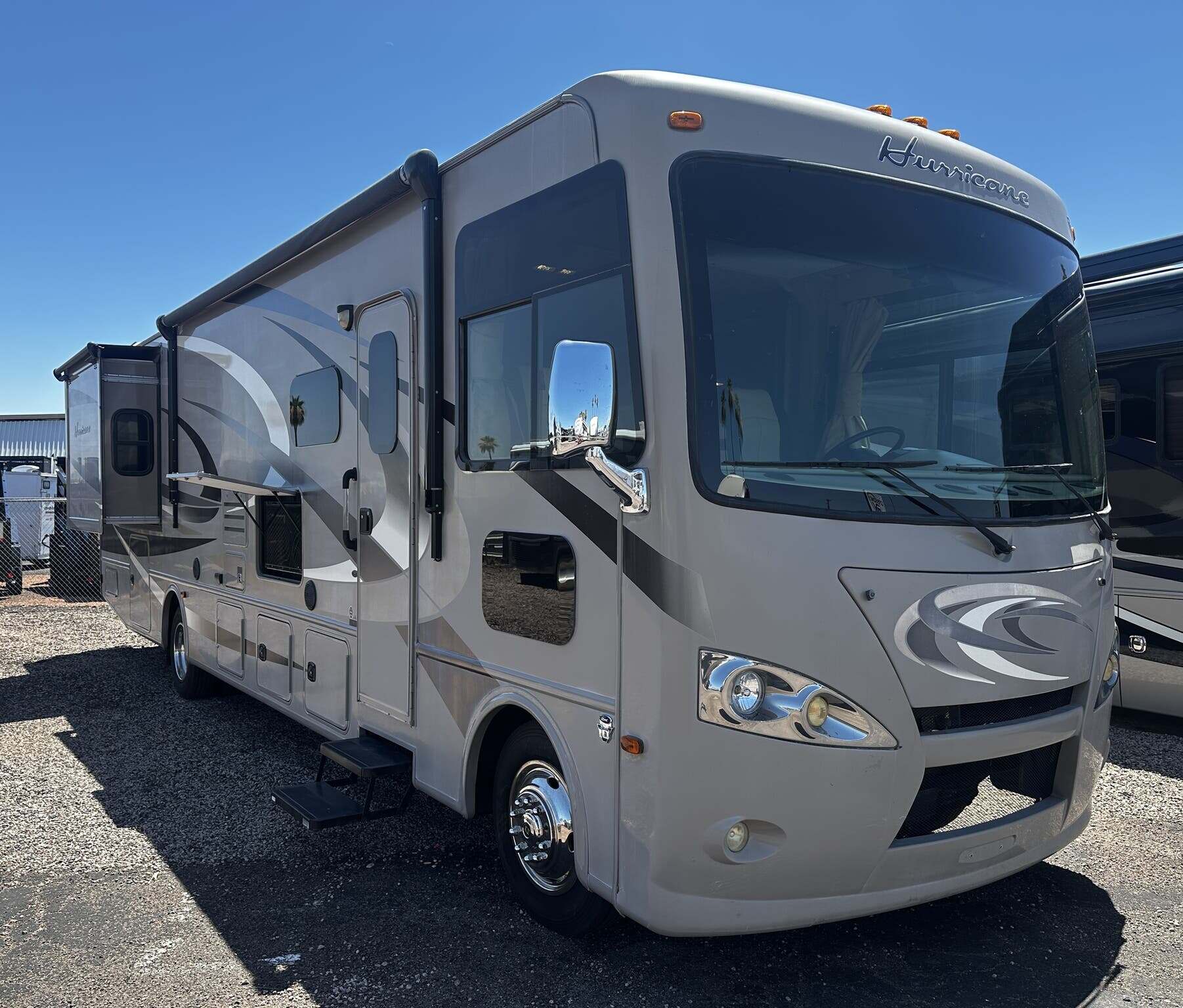 2015 Thor Motor Coach Hurricane 34E RV