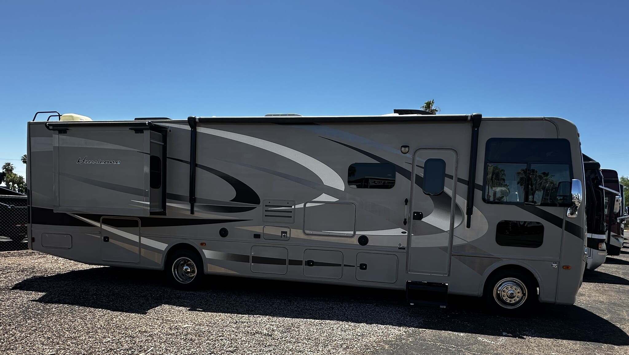 2015 Thor Motor Coach Hurricane 34E in mesa AZ