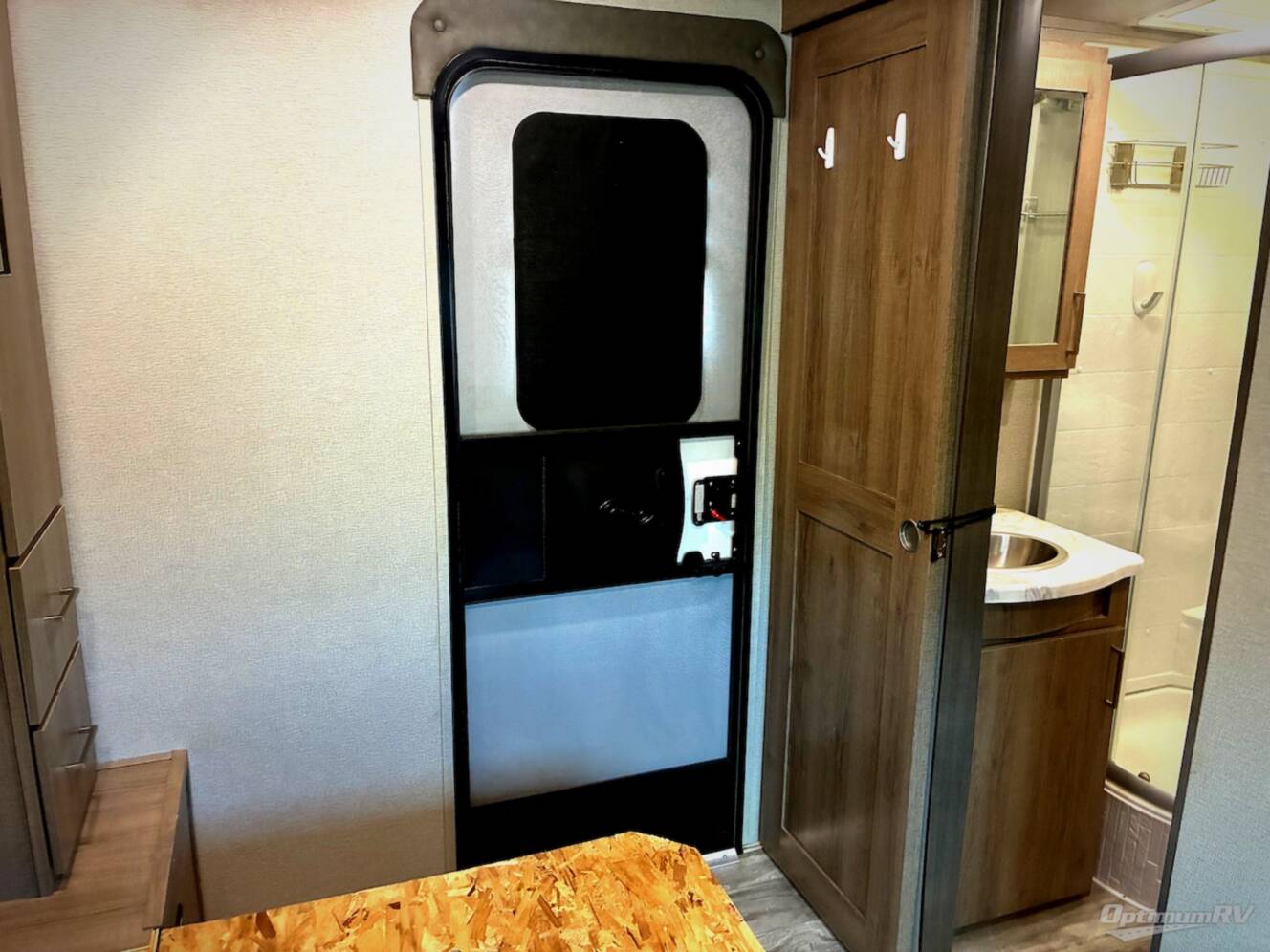A photo of this 2022 Grand Design Imagine 3250BH