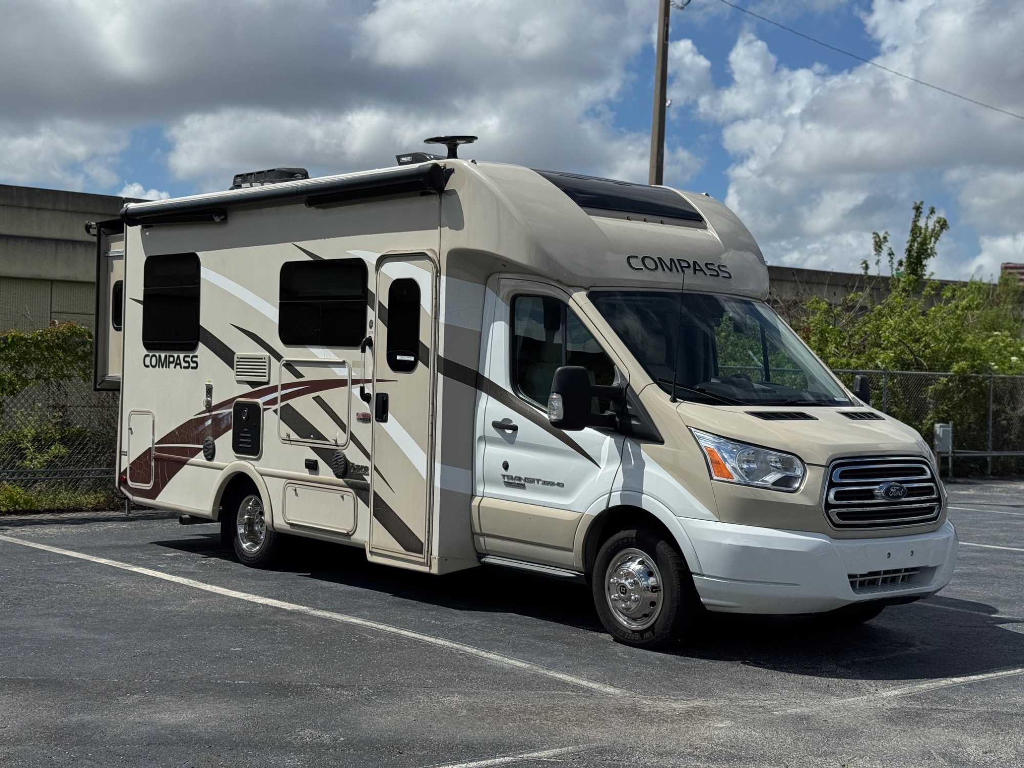 2018 Thor Motor Coach Compass 23TR in lakeland FL
