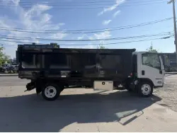 2025 ISUZU NRR