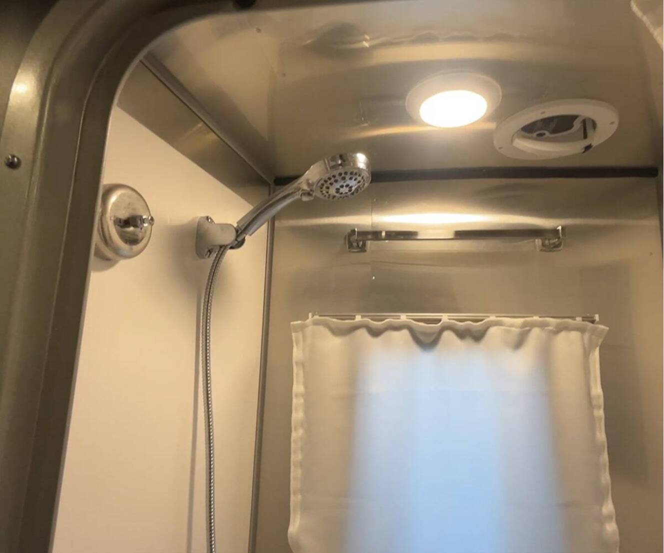 A photo of this 2025 Airstream Basecamp 20X