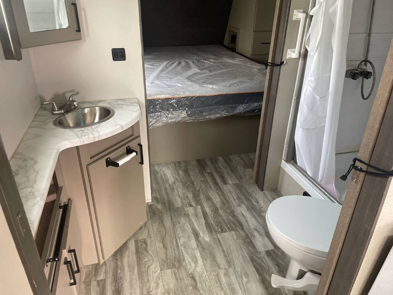 A photo of this 2021 Grand Design IMAGINE 2500RL
