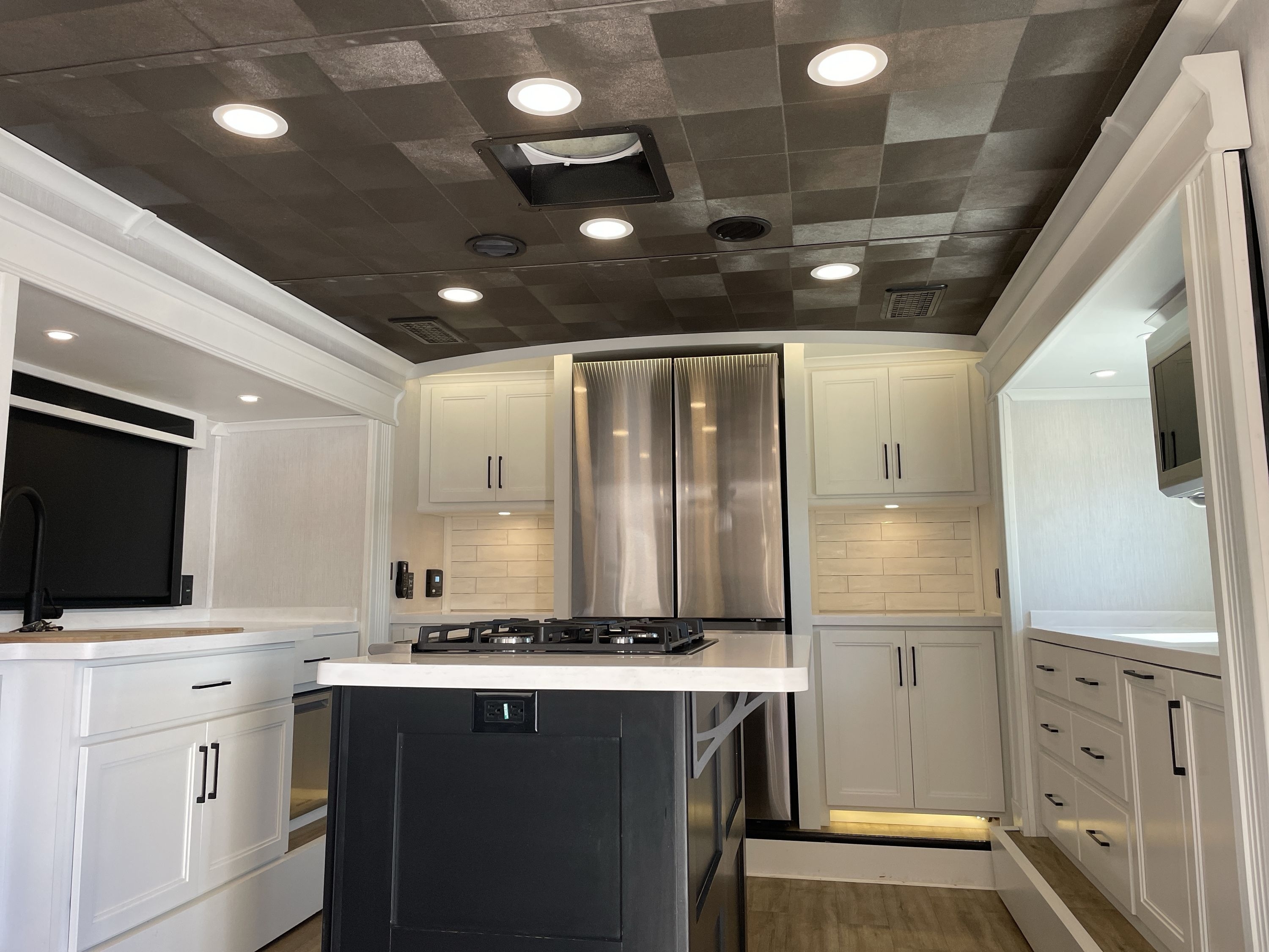 2023 Forest River RIVERSTONE 391FSK in pinellas park FL