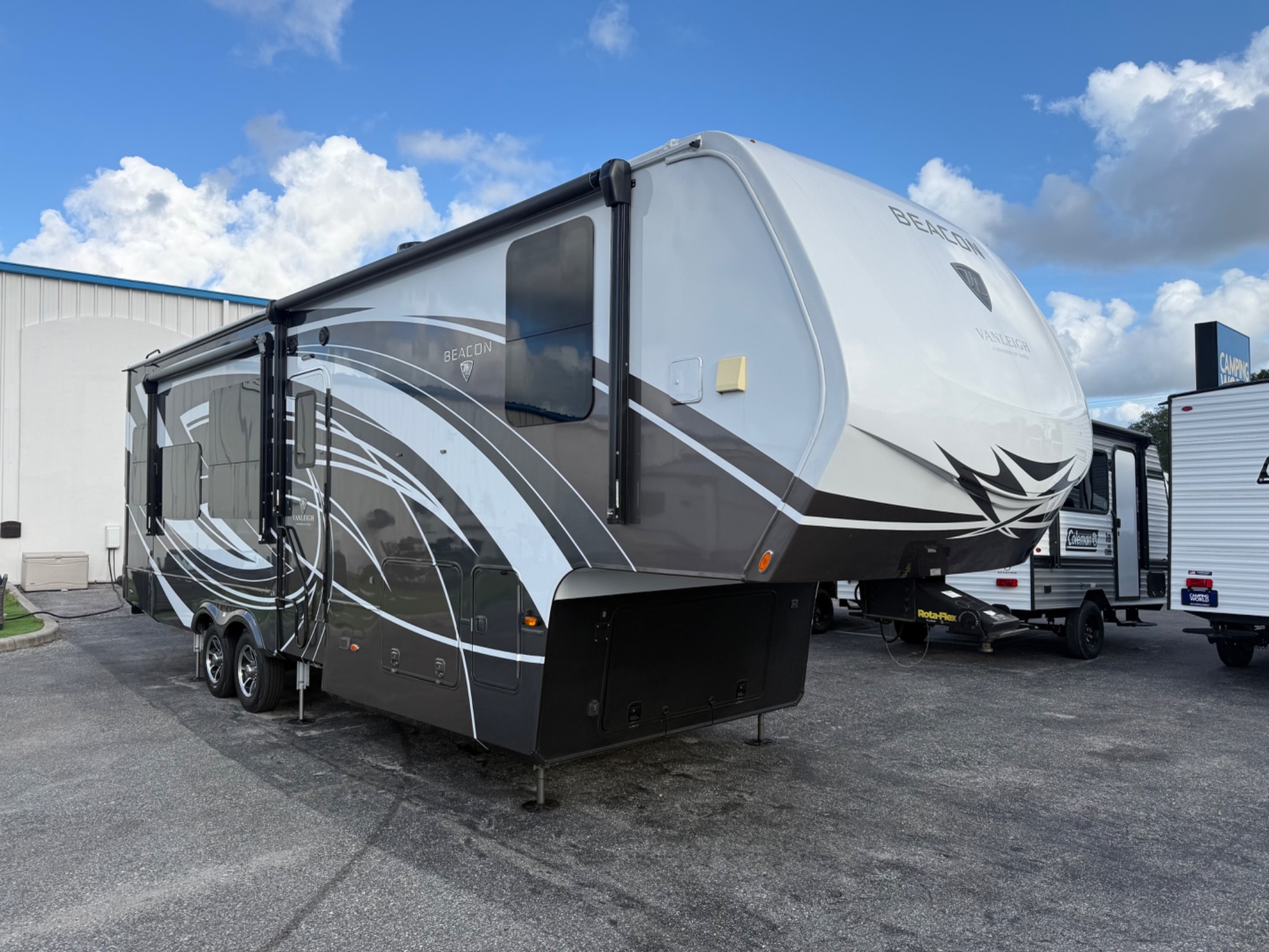 2022 Vanleigh BEACON 34RLB RV
