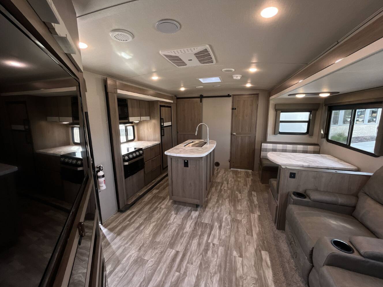 A photo of this 2021 Grand Design IMAGINE 3250BH