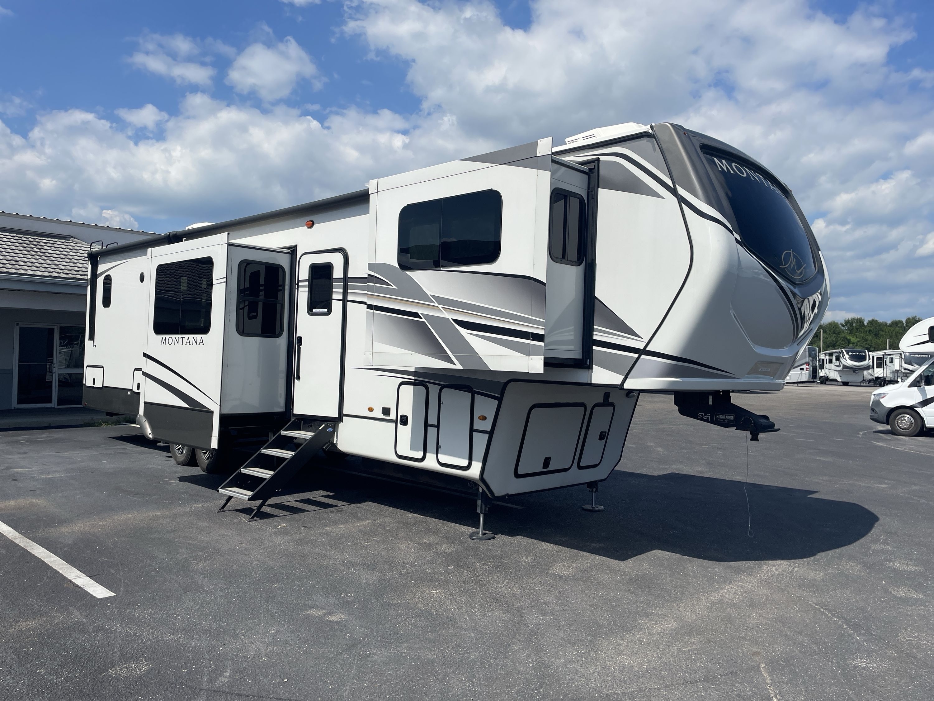 2024 Keystone MONTANA 3761FL in robertsdale AL