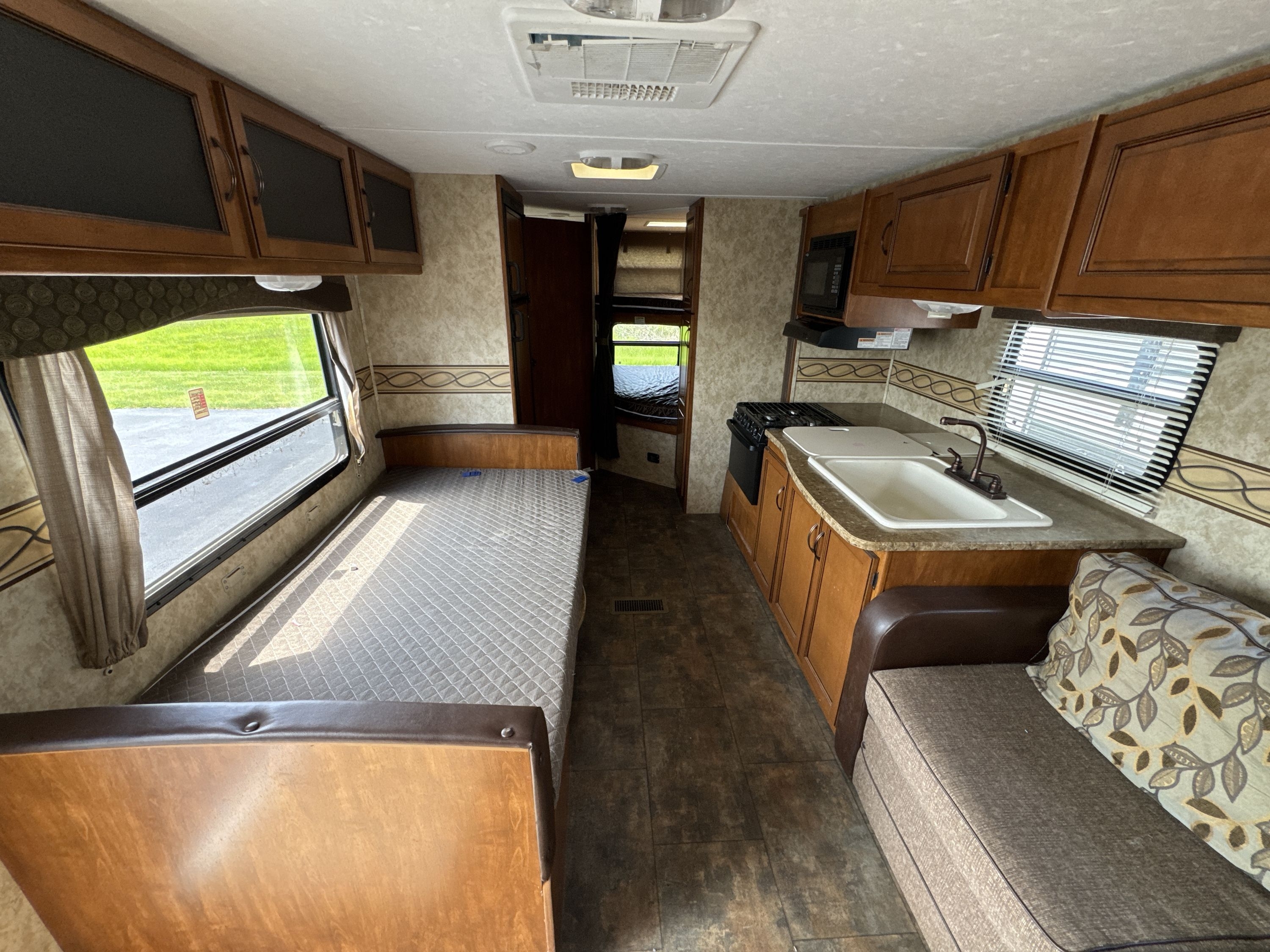 2012 Keystone BULLET 281BHS in churchville NY