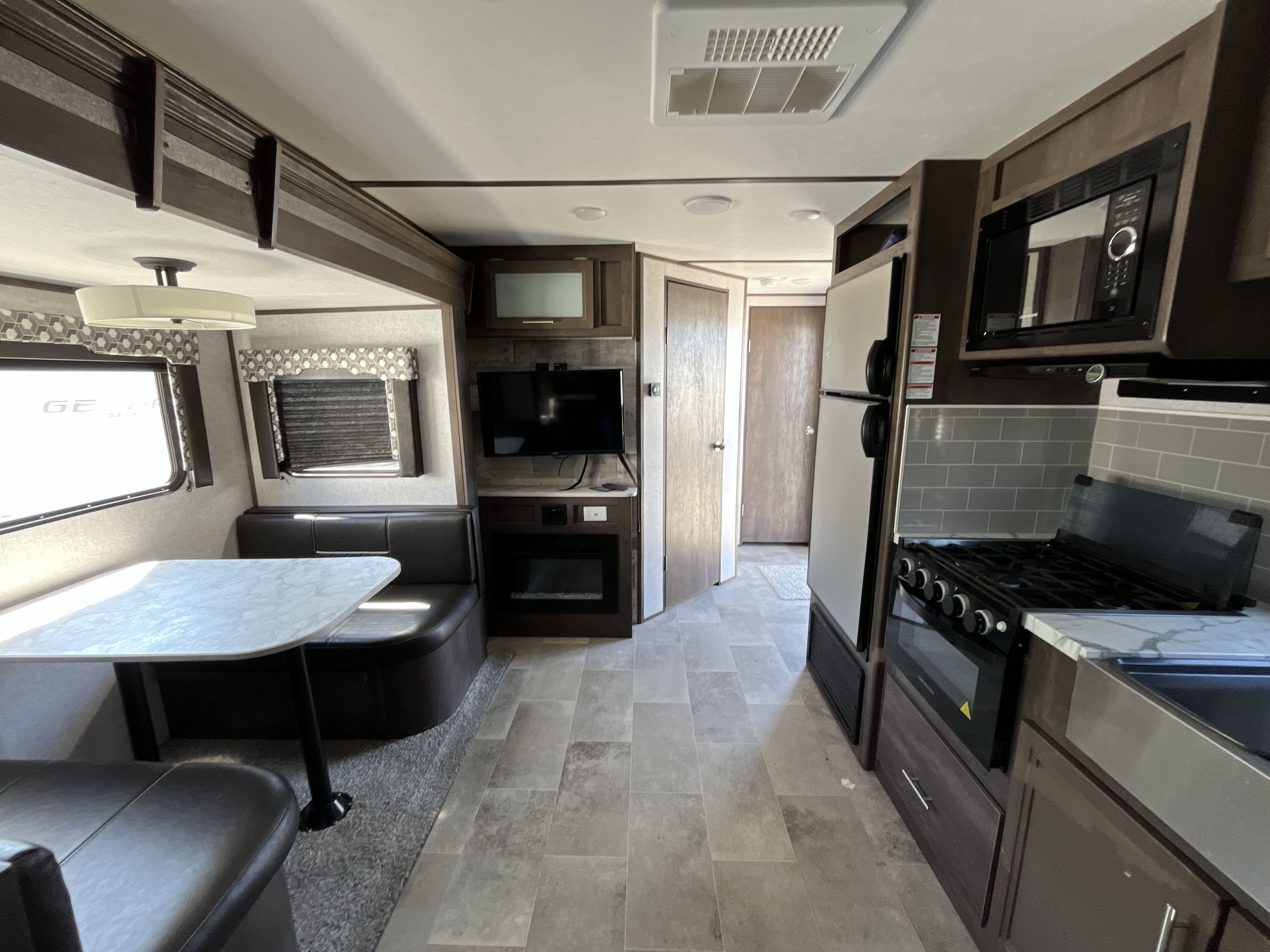 2021 Coleman COLEMAN LIGHT 2515RL in morgan hill CA