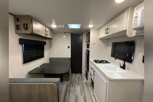 2025 Jayco JAY FLIGHT SLX SPORT 170FQ SPORT EDITION in cedar falls IA