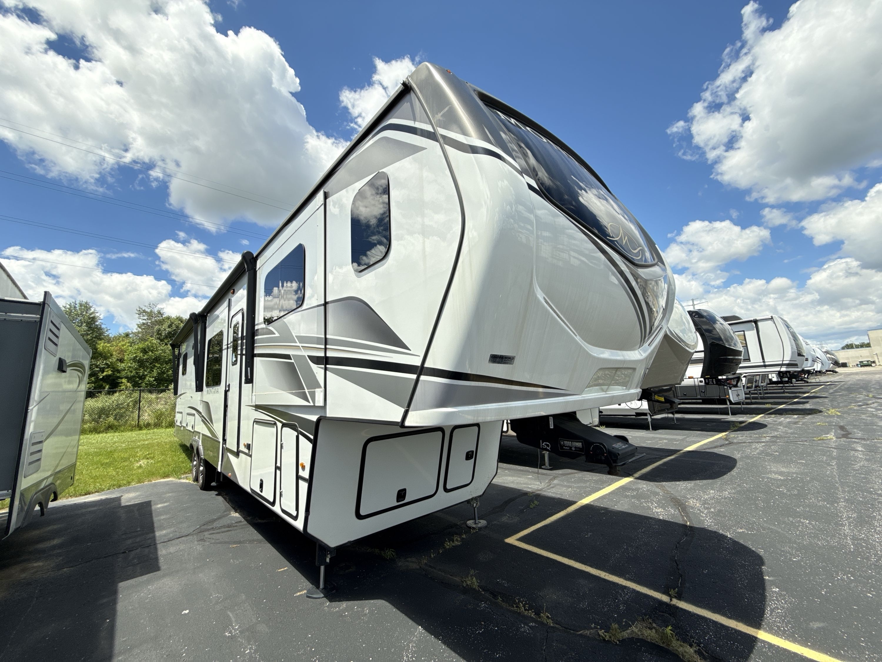 2024 Keystone MONTANA 3941FO RV