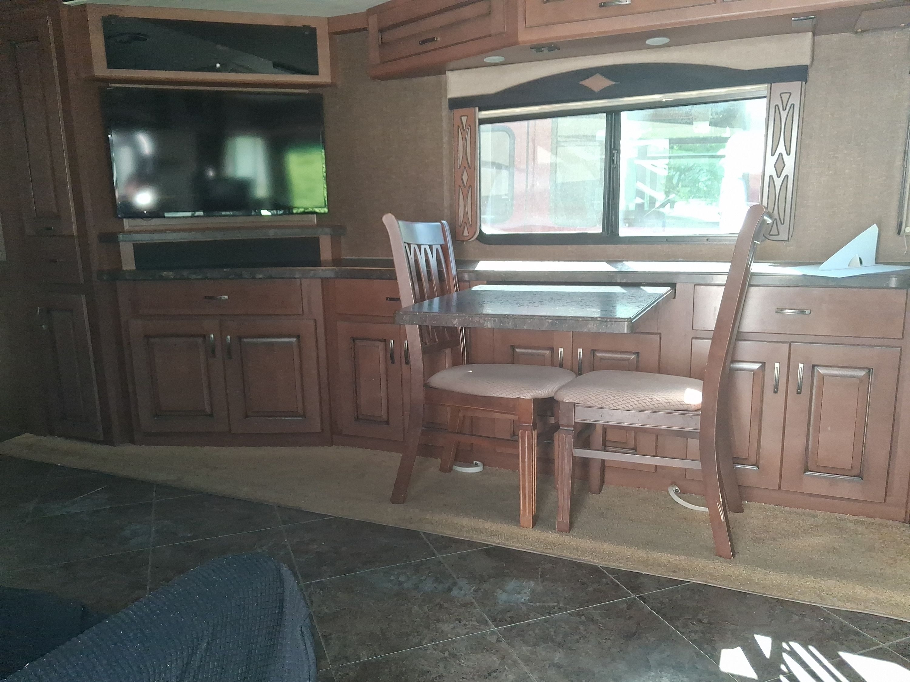 2014 Fleetwood EXCURSION 35C in syracuse NY